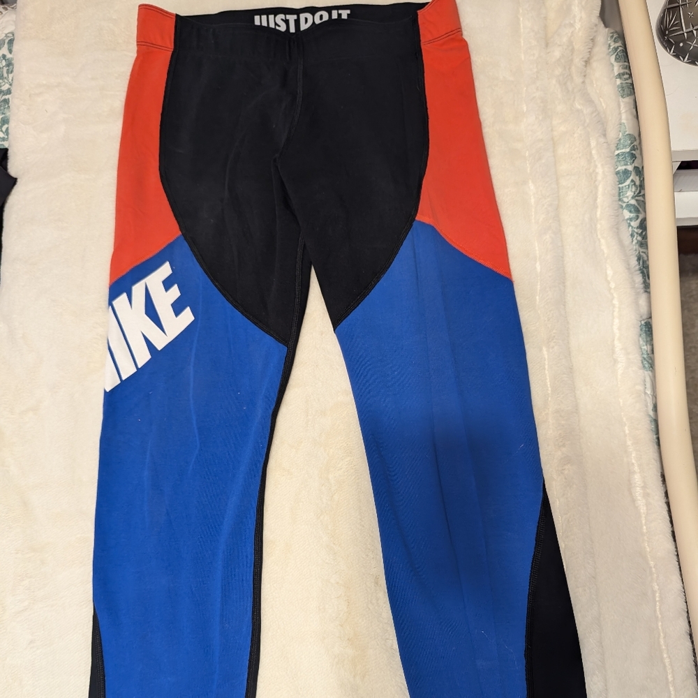 Ladies Nike Leggings